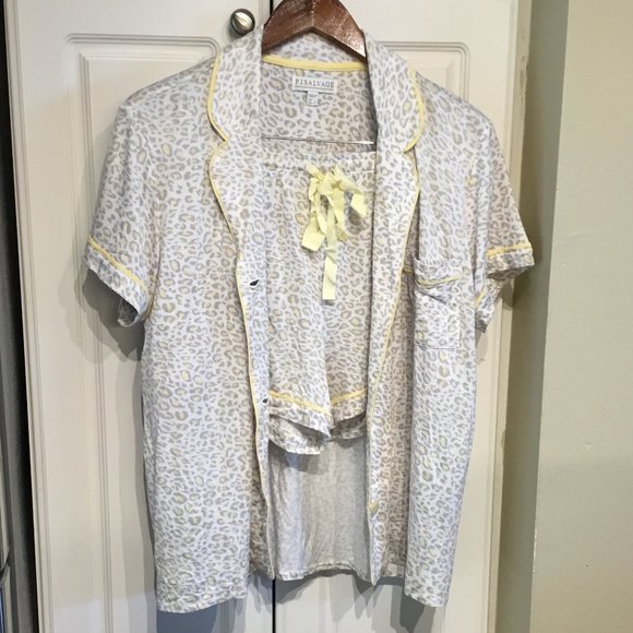 P.J. Salvage Other - P.J. Salvage Animal Print Pajama Top & Shorts Size Large